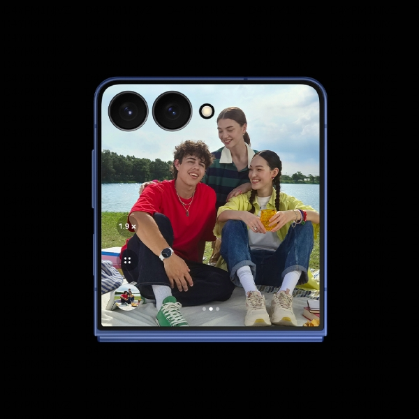 foto immagine fronte telefono